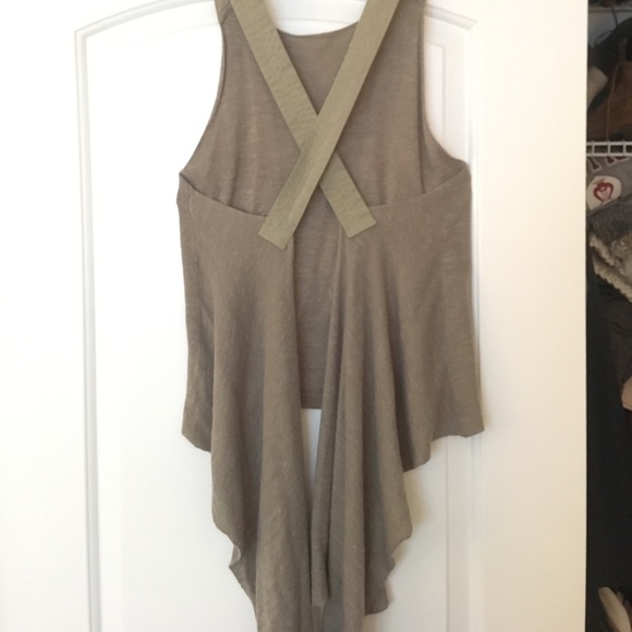 Free People Open-Back Flowy Tank - Picture 2 of 3